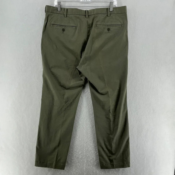 Uniqlo Pants Mens 36x34 Sage Green Slacks Mid Rise Straight Leg Casual Golf - Picture 2 of 10